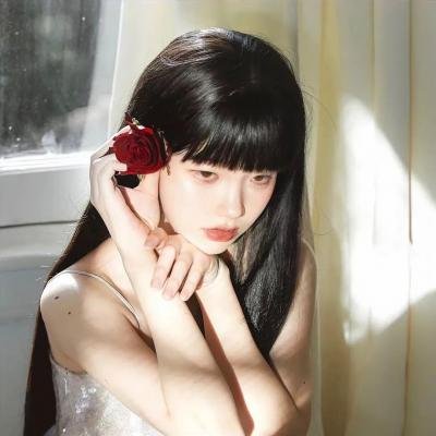 背鸭子的男孩